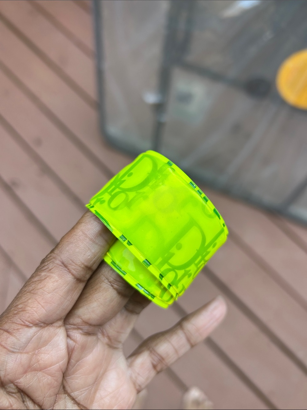Christian DIOR vintage slap bracelet Neon yellow 😳🔥🥳🥳❌❌